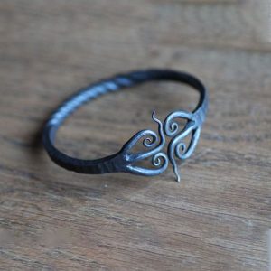 Celtic Twist Bangle